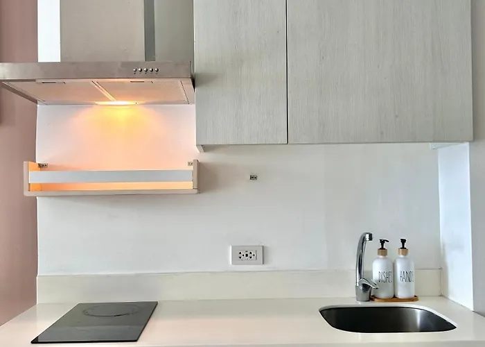 Stylish Feel Aparthotel Manila